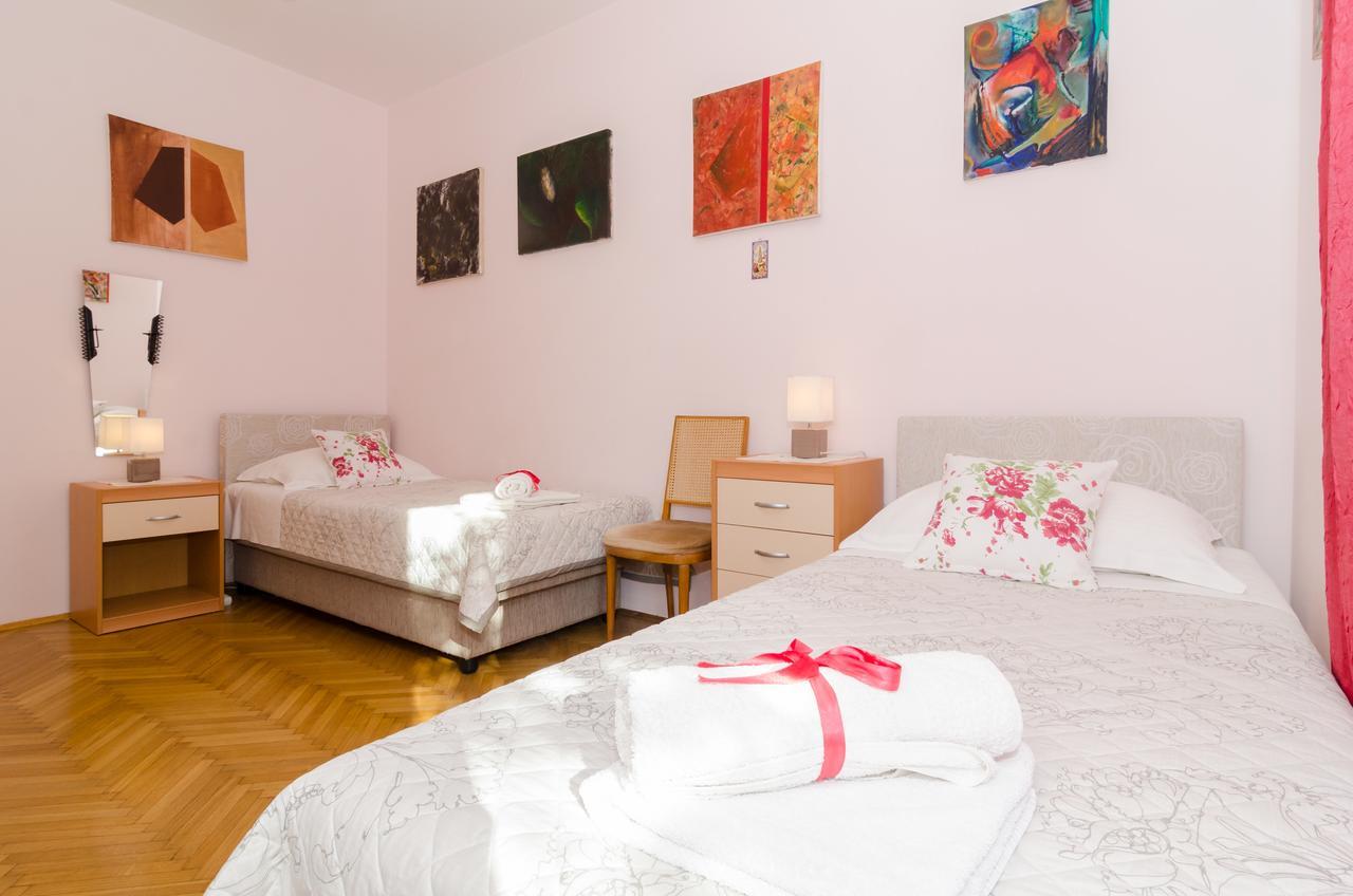 Apartment Red Orange ドゥブロブニク エクステリア 写真